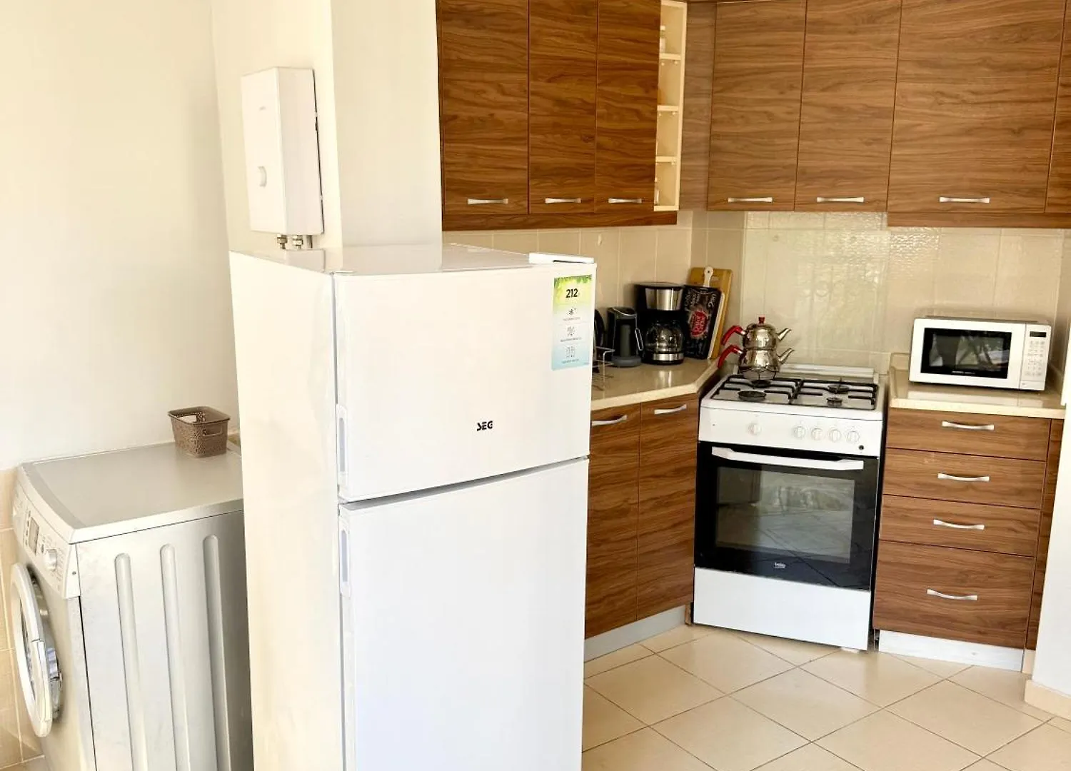 אנטליה Konyaalti Plajina Yuerueme Mesafesinde Merkezi Konum 0*,  טורקיה